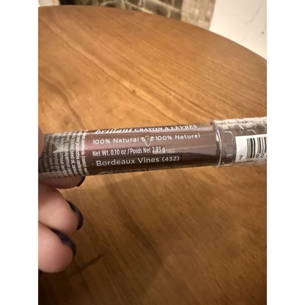 (1) BURT'S Burts Bees 100% Natural Lip Crayon 432 BORDEAUX VINES New Sealed - Picture 3 of 9